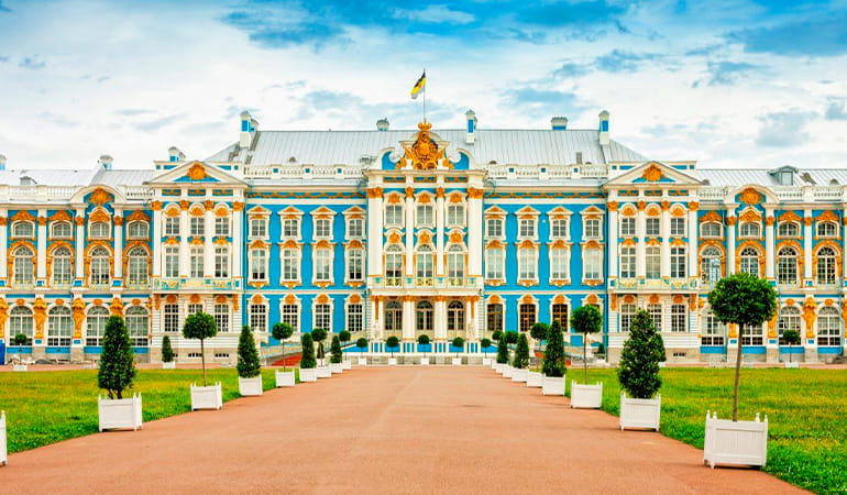 Palacio de Catalina, uno de los palacios que ver en San Petersburgo