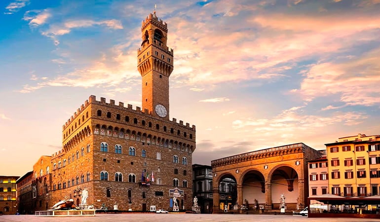 Piazza della Signoria, uno de los lugares donde alojarse en Florencia