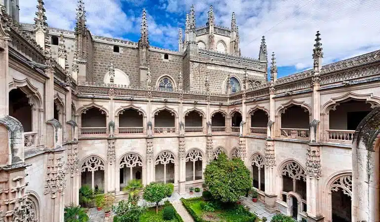 Monasterio de San Juan de los Reyes, uno de los lugares que ver en Toledo