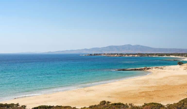 Pyrgaki, una de las playas que ver en Naxos