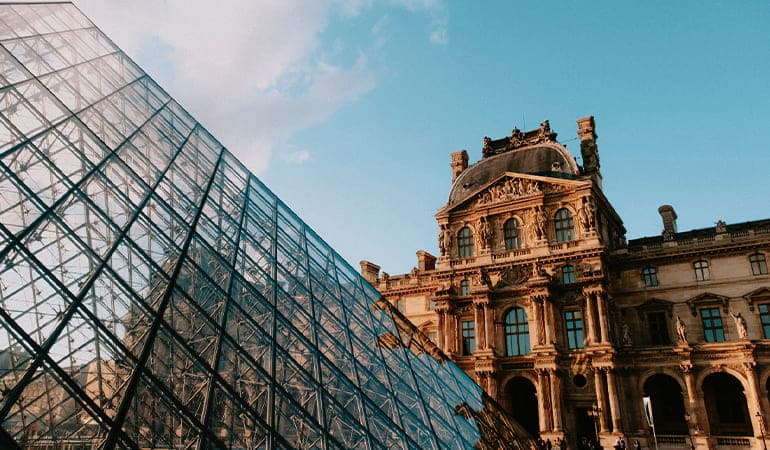 Louvre, uno de los museos que ver en París