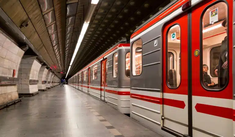 cómo moverse por Praga en metro